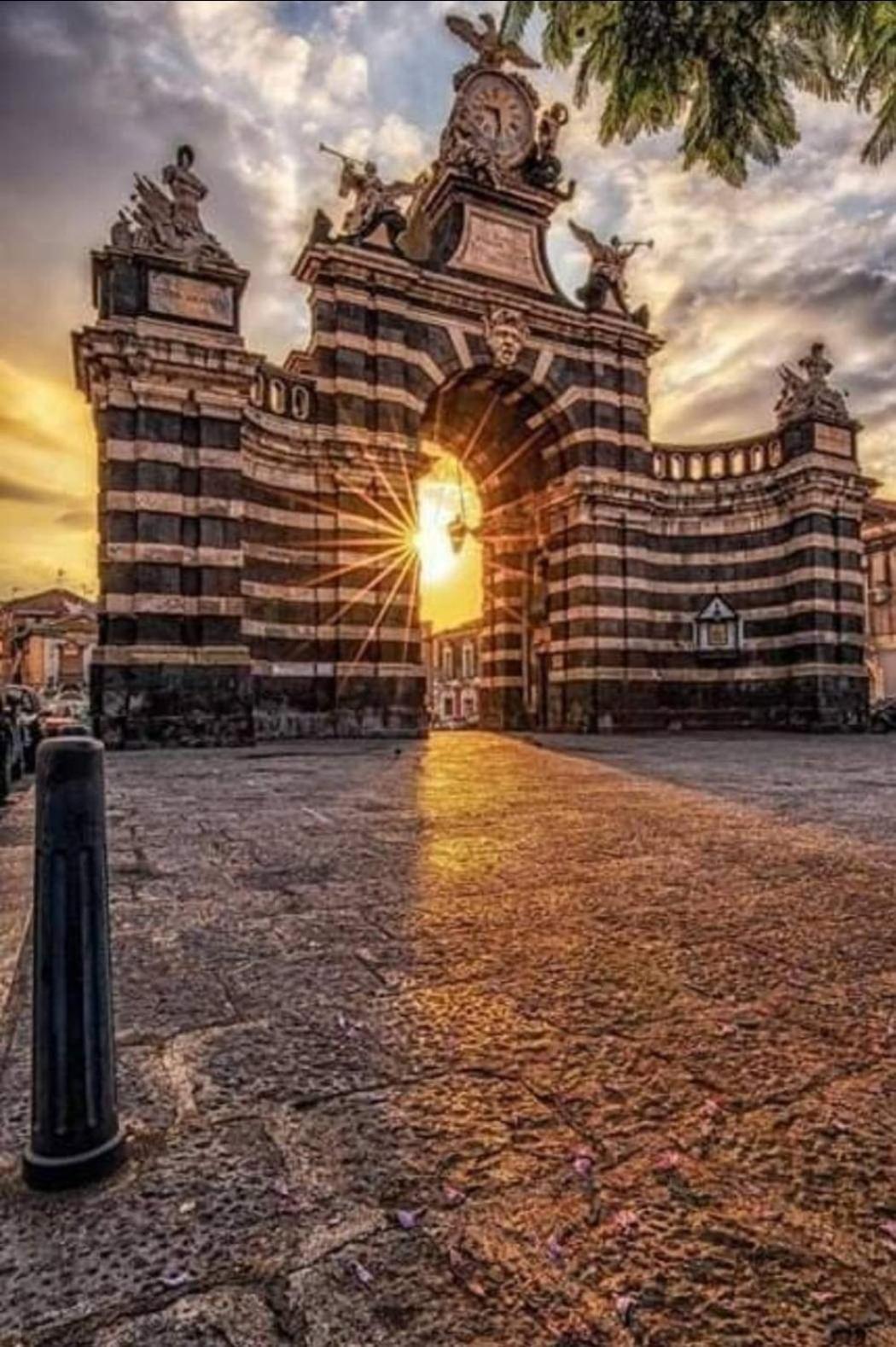 Casa Vacanze Il Nespolo Katanya Dış mekan fotoğraf